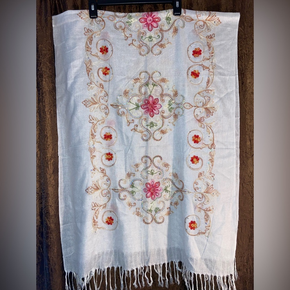 CHALINA White Embroidered Shawl/Scarf with sequin accents-New never used